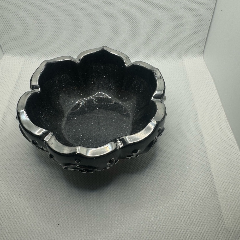 Elegant Black and Silver Decorative Bowl
